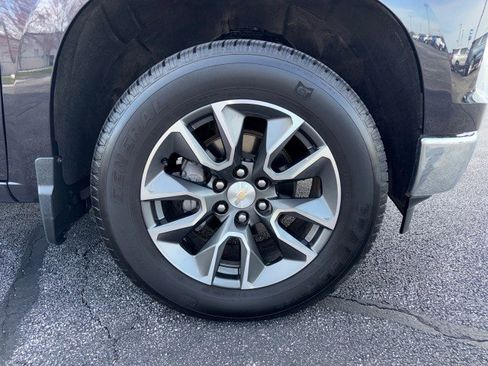 Used 2023 Chevrolet Silverado 1500 LT image 9