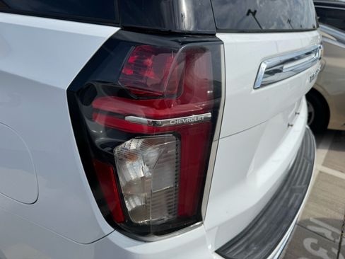 Used 2022 Chevrolet Tahoe LS RWD image 7