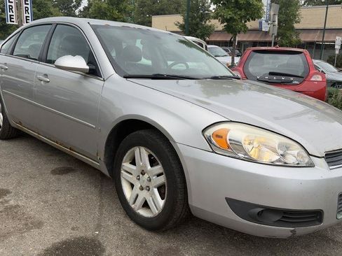 Used 2006 Chevrolet Impala LTZ FWD image 2