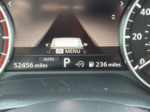 Used 2024 Nissan Rogue SV AWD/4WD image 16