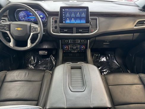 Certified 2024 Chevrolet Suburban High Country image 12