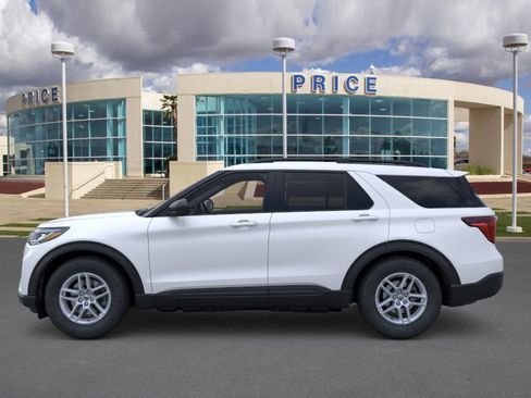 New 2026 Ford Explorer Active image 3