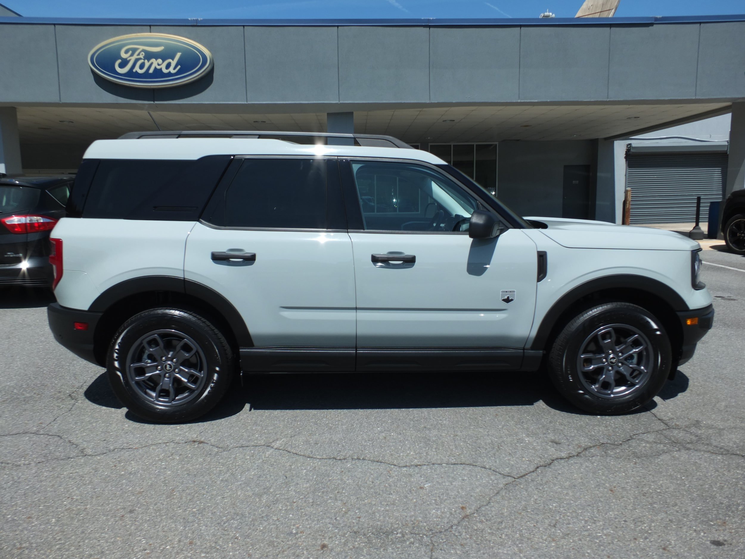 Used 2024 Ford Bronco Sport Big Bend w/ Convenience Package AWD/4WD image 2