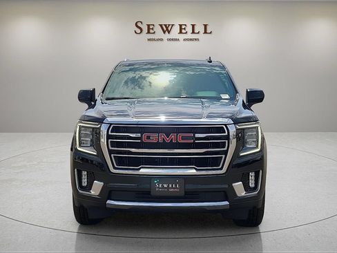 Used 2021 GMC Yukon SLT w/ Rear Media and Nav Package AWD/4WD image 8