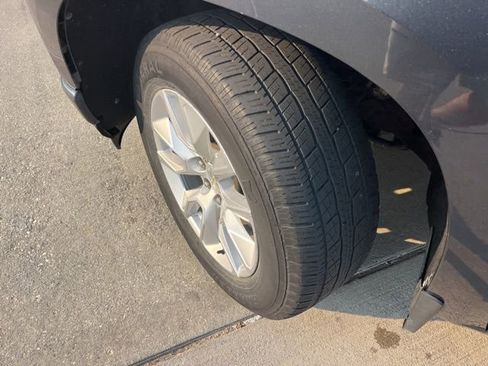 Used 2021 Chevrolet Silverado 1500 Custom w/ Safety Confidence Package image 24