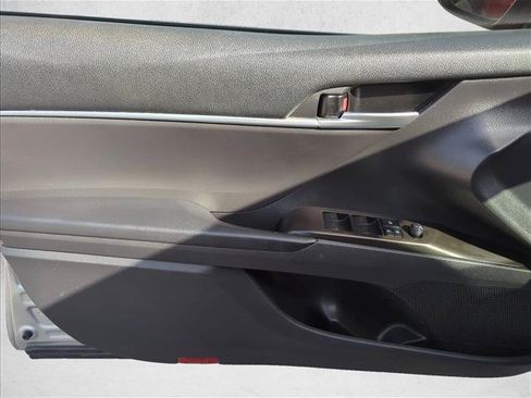 Certified 2021 Toyota Camry SE FWD image 13