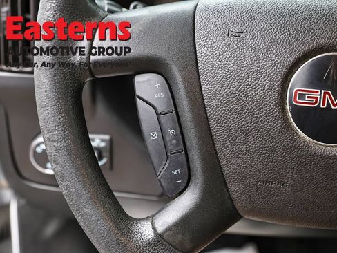 Used 2020 GMC Savana 3500 w/ Driver Convenience Package RWD image 15