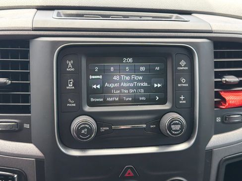 Used 2020 RAM 1500 Tradesman w/ Tradesman SXT Package RWD image 29