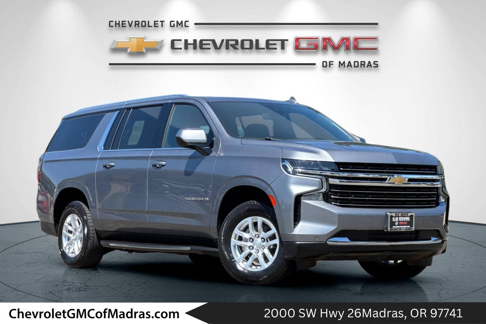 Used 2022 Chevrolet Suburban LT AWD/4WD image 1