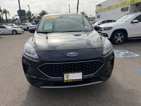 Used 2022 Ford Escape SE FWD image 8
