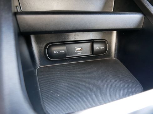 Certified 2022 Kia Forte LXS w/ LXS Technology Package image 33