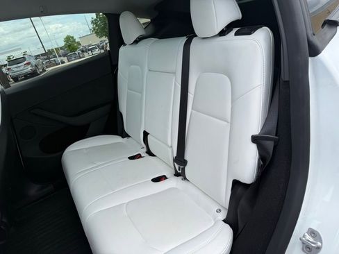 Used 2023 Tesla Model Y Long Range image 10