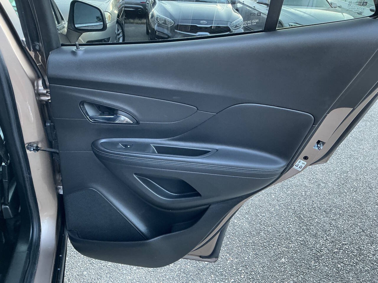 Used 2018 Buick Encore Preferred FWD image 27