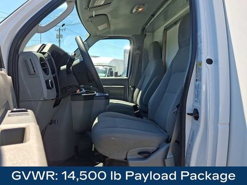 Used 2024 Ford E-450 and Econoline 450 Super Duty RWD image 2