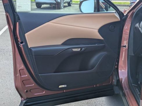 Used 2025 Lexus RX 350 Premium w/ Convenience Package FWD image 14
