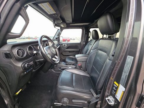 Used 2021 Jeep Wrangler Unlimited Sahara w/ Cold Weather Group AWD/4WD image 5