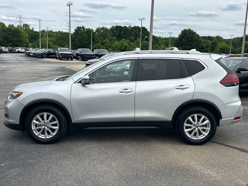 Used 2019 Nissan Rogue S w/ Special Edition Package FWD image 6