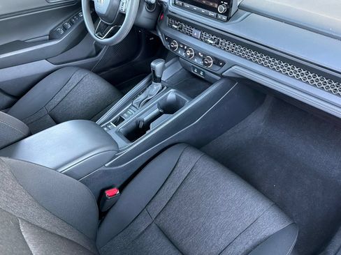 Used 2025 Honda Accord SE image 15