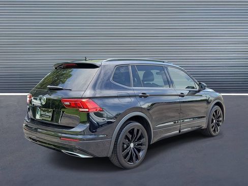 Used 2021 Volkswagen Tiguan SE R-Line FWD image 3