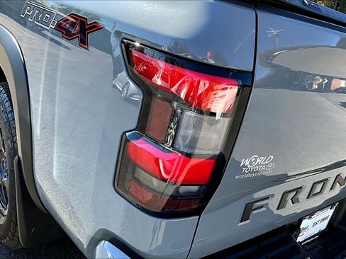Used 2023 Nissan Frontier PRO-4X w/ Technology Package image 27