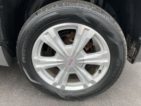 Used 2017 GMC Terrain SLE w/ Convenience Package FWD image 12