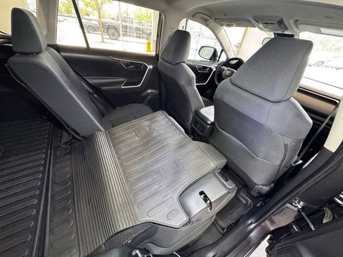 Used 2024 Toyota RAV4 LE AWD/4WD image 51