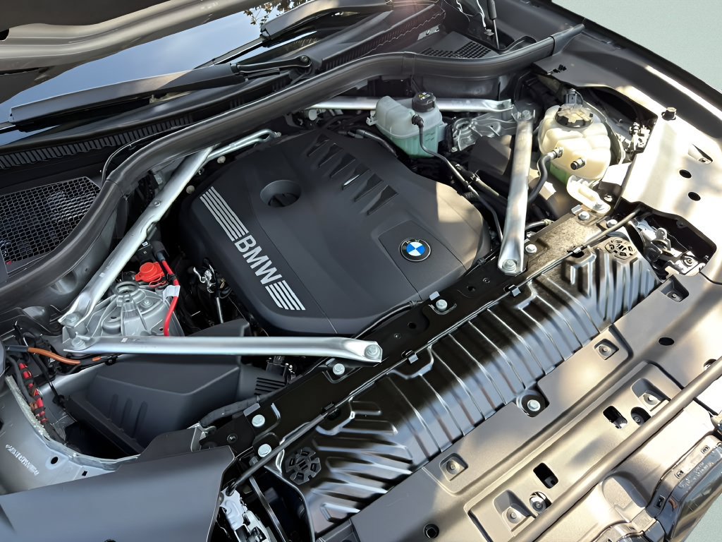 New 2027 BMW X5 M xDrive40i w/ M Sport Professional Package AWD/4WD image 23