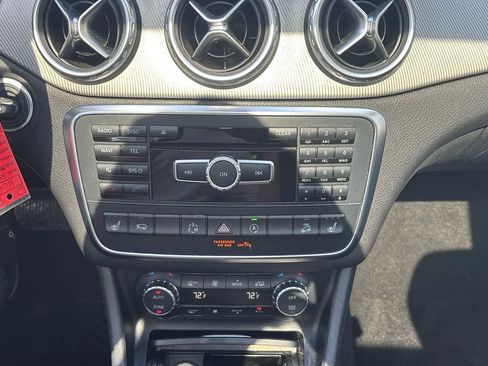 Used 2015 Mercedes-Benz GLA 250 4MATIC image 12