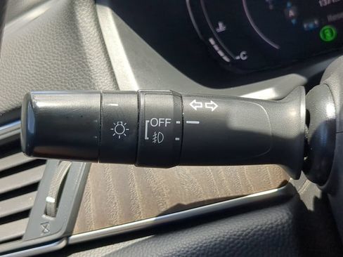 Used 2018 Honda Accord EX image 25
