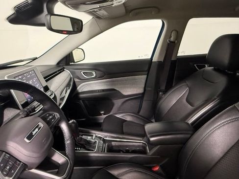Used 2022 Jeep Compass Latitude w/ Convenience Group AWD/4WD image 28