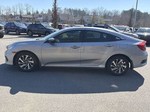 Used 2016 Honda Civic EX image 6