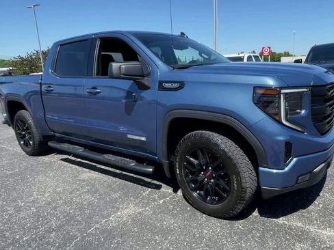 Used 2025 GMC Sierra 1500 Elevation AWD/4WD image 7