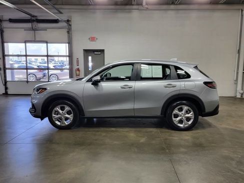 Certified 2023 Honda HR-V LX image 8