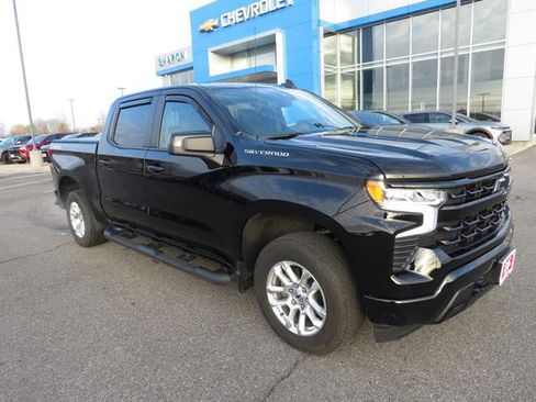 Used 2022 Chevrolet Silverado 1500 RST w/ Convenience Package II image 2