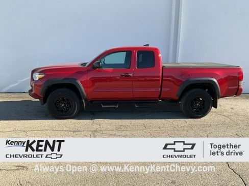 Used 2019 Toyota Tacoma SR w/ SX Package image 28