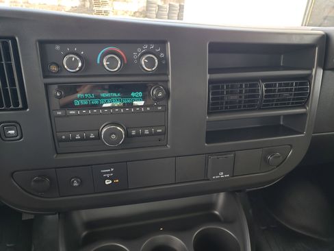 New 2025 Chevrolet Express 2500 Full-size Cargo Van w/ Driver Convenience Package image 21