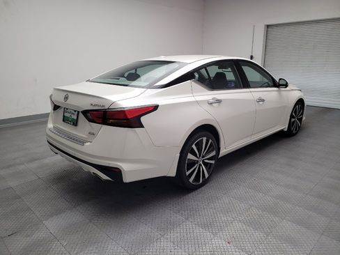 Used 2019 Nissan Altima 2.5 Platinum image 9