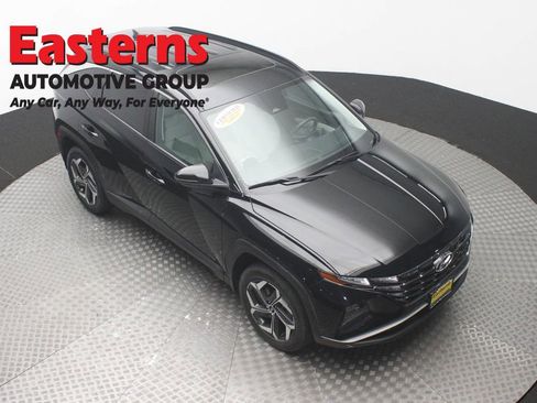 Used 2023 Hyundai Tucson SEL w/ Convenience Package AWD/4WD image 3