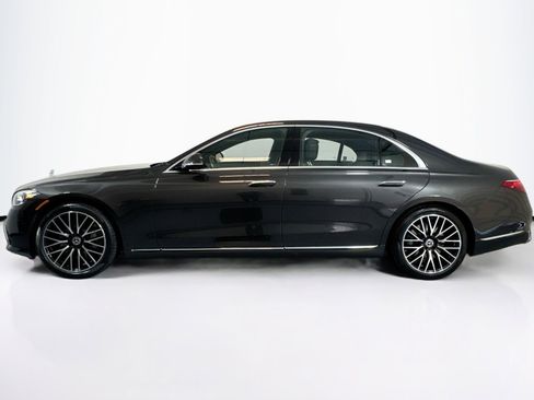 Certified 2022 Mercedes-Benz S 500 4MATIC image 8