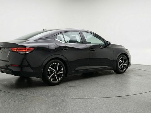 Used 2025 Nissan Sentra SV FWD image 9
