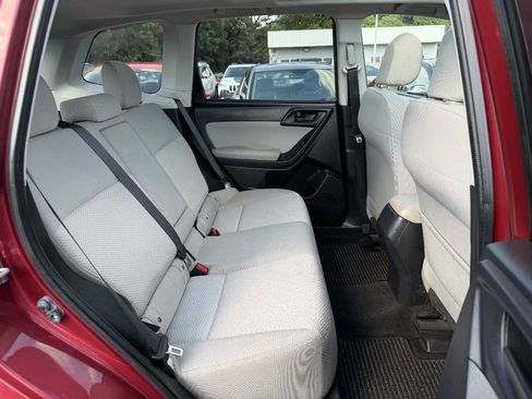 Used 2016 Subaru Forester 2.5i Premium AWD/4WD image 16