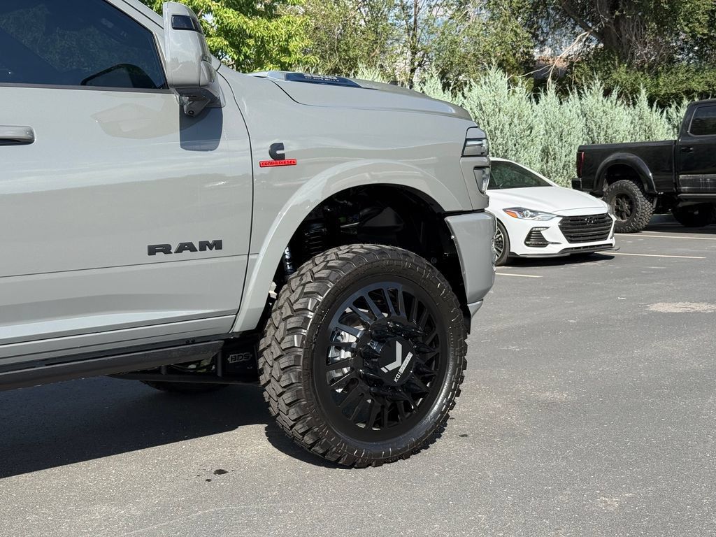 Used 2026 RAM 3500 Limited AWD/4WD image 7