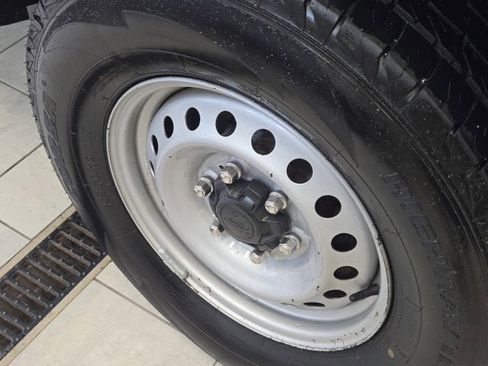 Used 2020 Ford Ranger XL image 11