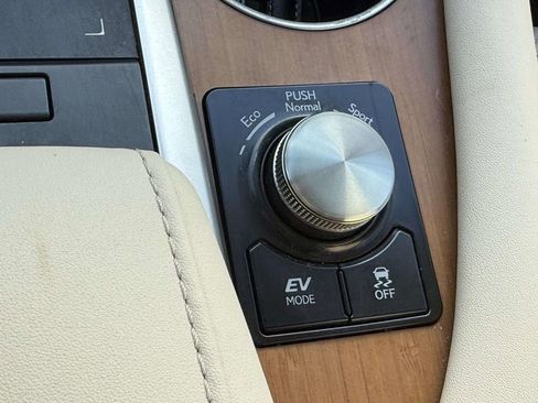 Used 2020 Lexus RX 450h AWD w/ Premium Package image 25