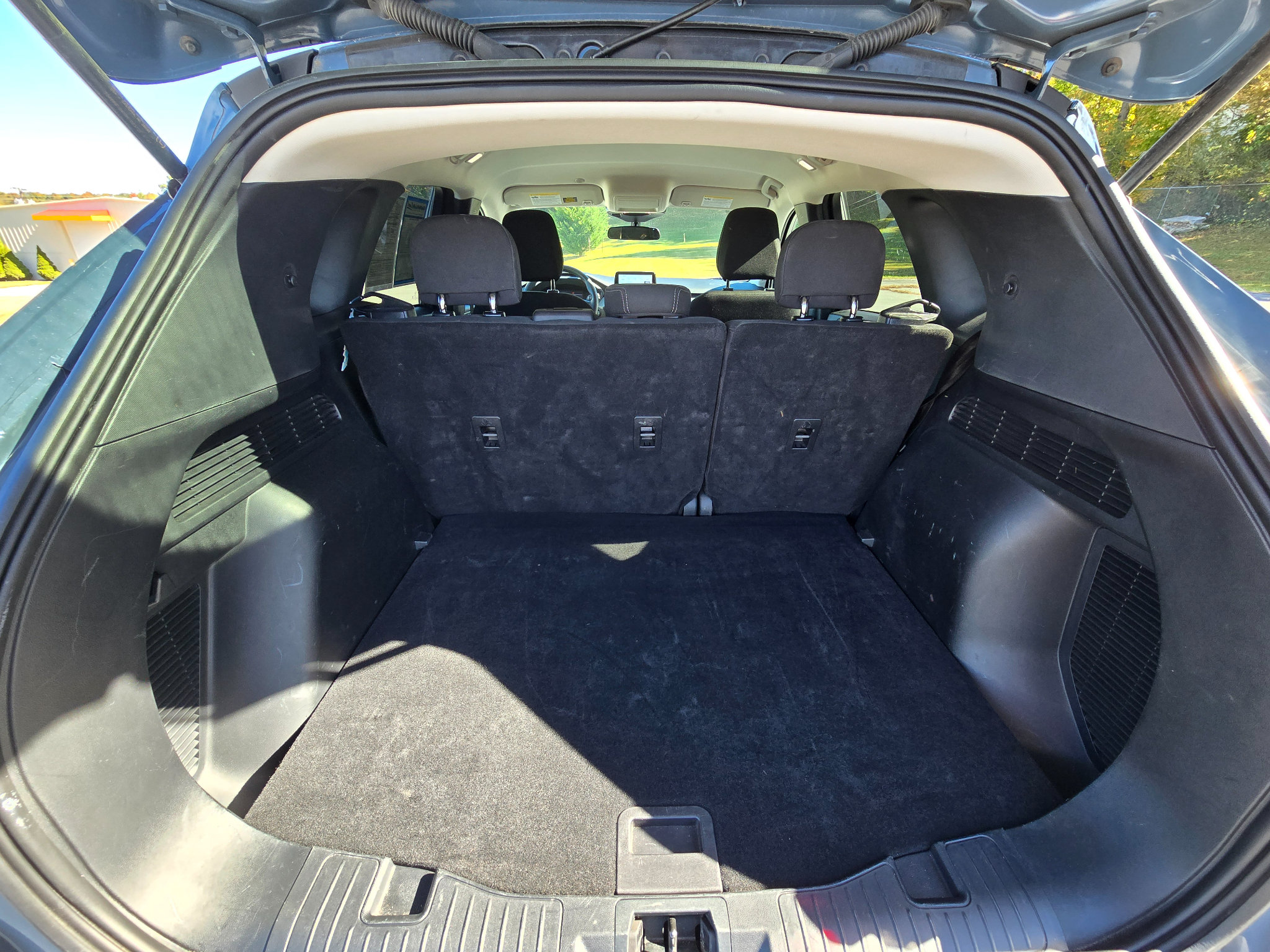 Used 2025 Ford Escape Active AWD/4WD image 18