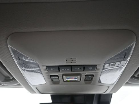 Certified 2025 Toyota RAV4 XLE w/ Convenience Package AWD/4WD image 17