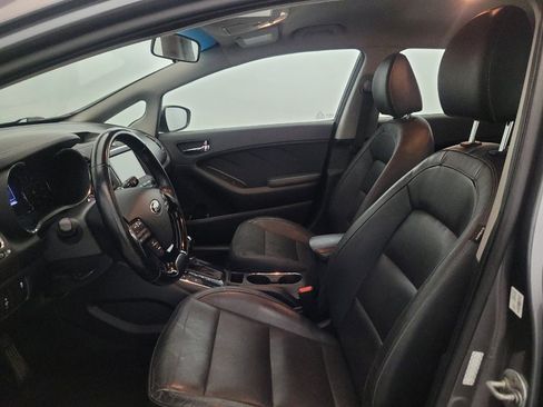 Used 2017 Kia Forte EX FWD image 17