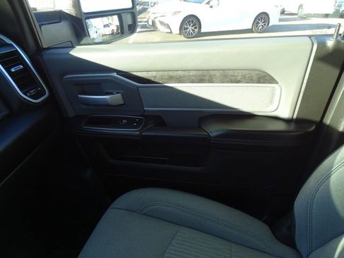 Used 2023 RAM 3500 Big Horn w/ Level 1 Equipment Group image 11