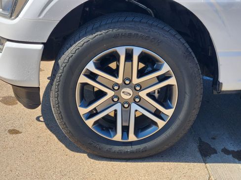 Used 2021 Ford F150 XL w/ STX Appearance Package AWD/4WD image 11
