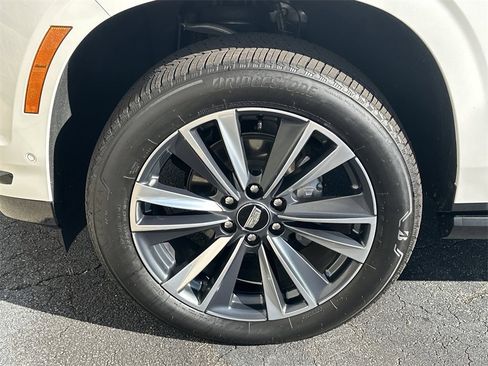 Certified 2025 Cadillac Escalade Sport w/ Touring Package image 11